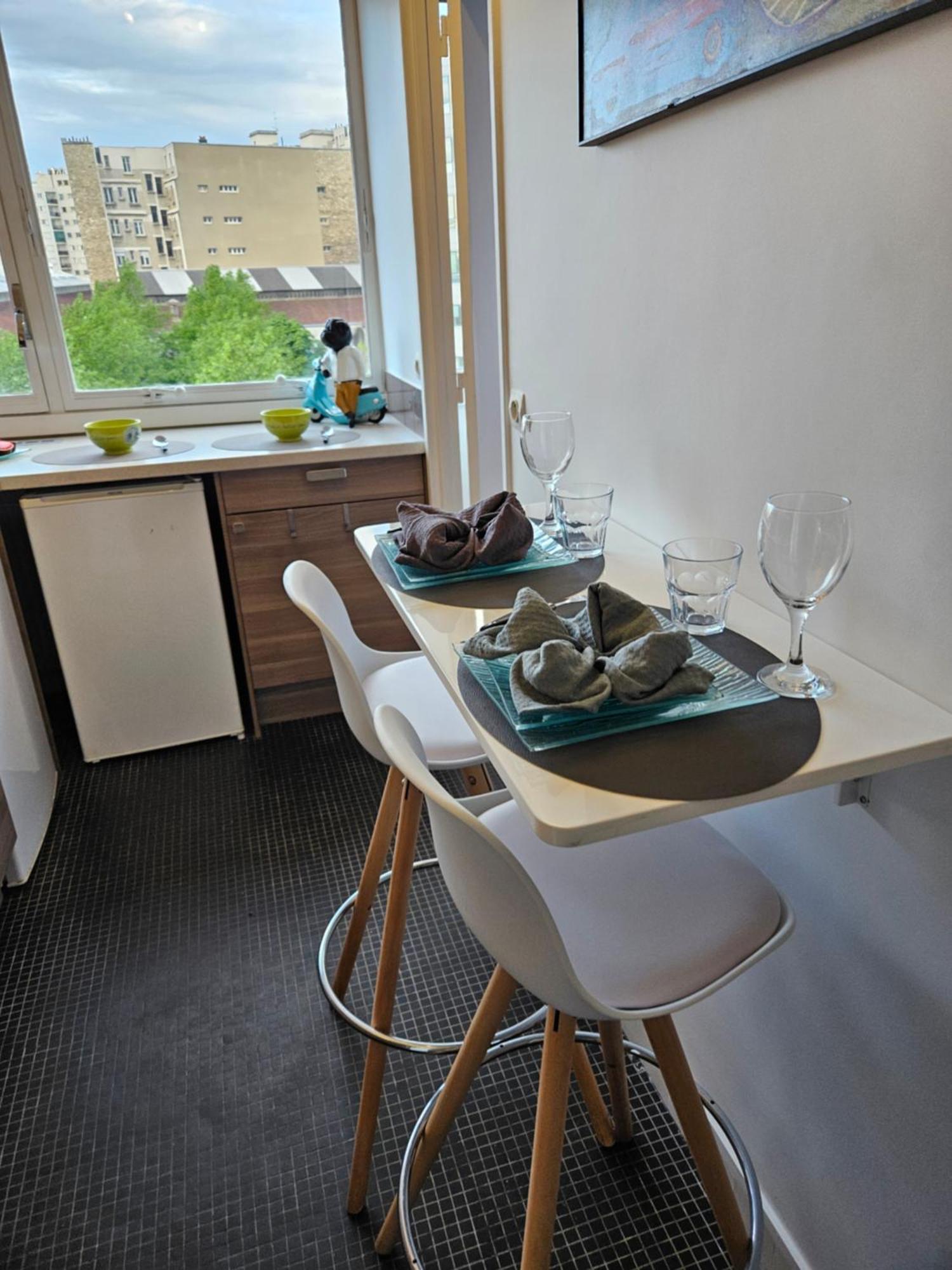 Home Paris Tour Eiffel Eksteriør billede